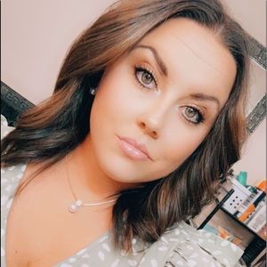 Meet your Posher, Kasey